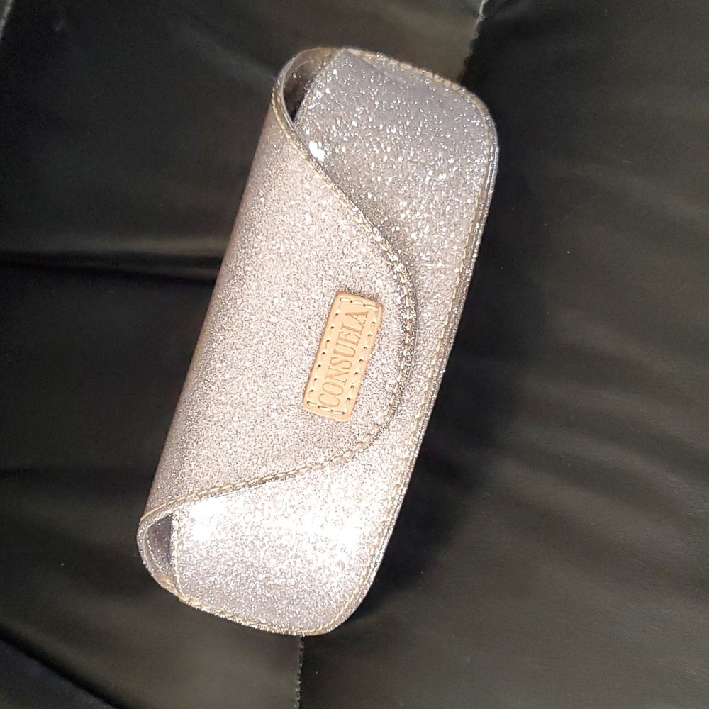 Consuela Glasses Case